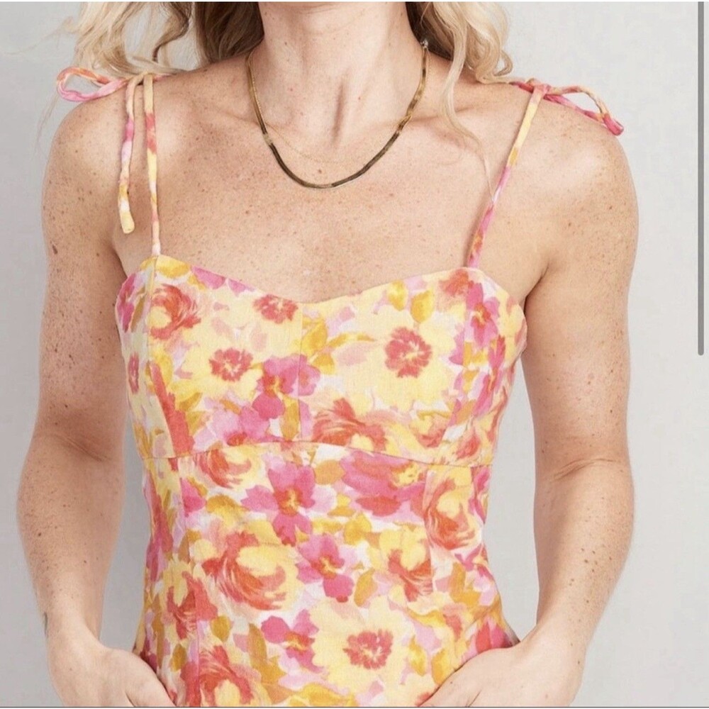 NWT Old Navy Floral Bustier Top Tank Smocked Back Fitted Tie Strap Small Linen - Picture 2 of 10